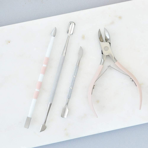 Outil professionnel en acier inoxydable pour nettoyer le lit des ongles, outil de suppression des cuticules pour une surface d'ongles lisse, soins des ongles - Product Image 5