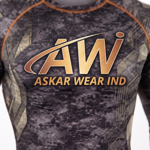 เสื้อแรชการ์ดแขนยาวผู้ชาย สีดำลายพราง พิมพ์ลายแบบซับลิเมชั่น แห้งเร็ว เสื้อสำหรับออกกำลังกาย แขนยาวสำหรับผู้ใหญ่ - Product Image 3
