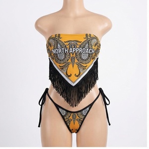 Ensemble de bikini sans bretelles à imprimé Paisley North Approach avec haut court à franges et bas string pour femme - Product Image 1