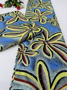 Accra Tissu africain imprimé à la cire et coton Ankara pour vêtements traditionnels Vêtements à la mode et accessoires uniques Haut - Product Image 6