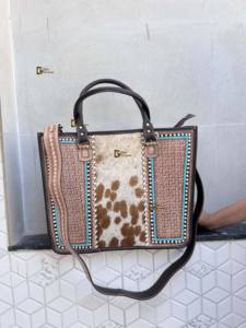 Nouvel Arrivage Sac Fourre-tout en Véritable Peau de Vache, Sac à Main en Cuir Élégant avec Poils, Sacs Sculptés à la Main pour Femme, Multi-usages - Product Image 5