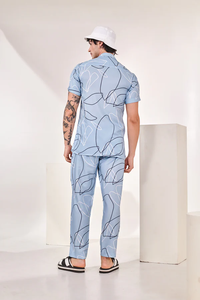 Ensemble coordonné imprimé bleu abstrait pour homme, ensemble chemise et pantalon élégant en deux pièces, léger, respirant, tenue de mode estivale - Product Image 4