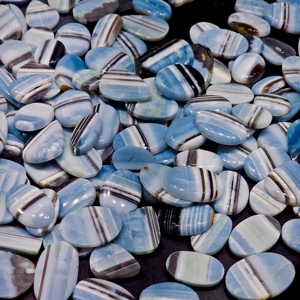 Lot de cabochons en opale bleue naturelle Owyhee, opale bleue pigeon, formes variées, taille libre, pour la fabrication de bijoux - Product Image 1