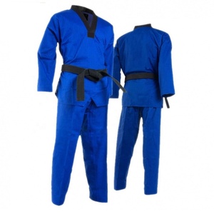 Kimono de judo robuste pour l'entraînement aux arts martiaux, en tissu de coton premium, construction renforcée, respirant et confortable - Product Image 2