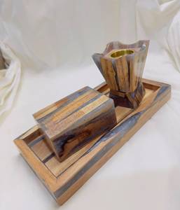 FAIZA CRAFT Brûleur de Bakhoor artisanal en bois naturel et résine époxy, en forme de cône traditionnel, pour encens au charbon et encens au bois de santal - Product Image 4