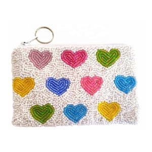 Mini porte-monnaie en perles multicolores en forme de cœur avec fermeture éclair, pochette pour collectionner les pièces de monnaie, pochette d'épargne, utilisation polyvalente, cadeau pour les amis - Product Image 1