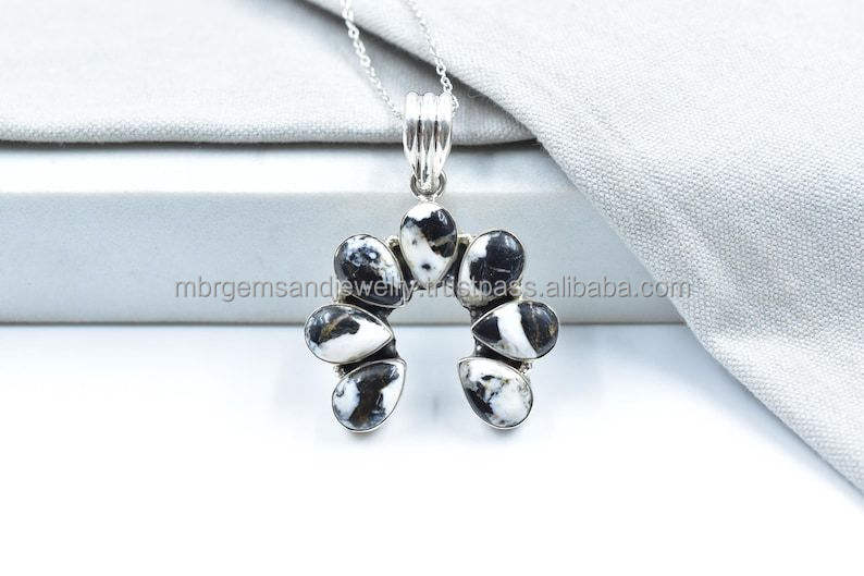 ในภาพเดียวกัน