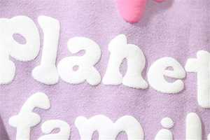 เสื้อฮู้ดดี้สไตล์ฮิปฮอปสำหรับผู้ชาย ผ้าฝ้าย 100% ลายกราฟฟิตีรูปหัวกะโหลก พร้อมลายปัก 3 มิติ - Product Image 4