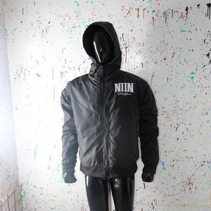 Veste coupe-vent respirante et imperméable à capuche mi-zippée, style décontracté et tendance pour homme, collection automne, par Urban Productions - Product Image 1