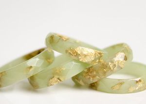 Anillo de Resina Hecho a Mano con Técnica de Fundición, Joyería para el Día de San Valentín por H a CRAFT - Product Image 5