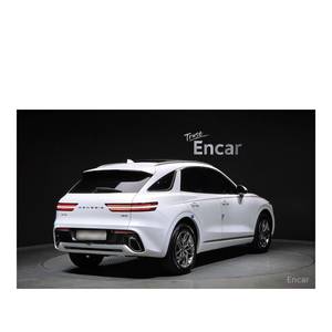 Genesis GV70 2.5T AWD 2024, SUV a Gasolina con 14,585 km, Emisión Euro V, Asientos de Cuero, Caja de Cambios Automática, Cámara Trasera, Volante a la Izquierda - Product Image 2