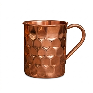 Mug Moscow Mule en cuivre pur, motif floral gaufré de qualité supérieure – Tasse à boisson métallique sculptée à la main, style baril - Product Image 6