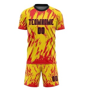 Nuevo Uniforme de Fútbol Personalizado de Alta Calidad para Hombre Adulto, Conjunto de Camiseta y Pantalones Cortos con Diseño Amarillo y Rojo, Equipación de Fútbol Personalizada 100% - Product Image 2