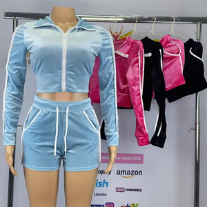 Conjuntos de terciopelo para mujer, conjunto de dos piezas con top corto de manga larga y pantalones cortos con cremallera lateral, conjunto deportivo de moda para verano - Product Image 5