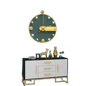 Horloge murale vintage de luxe en bronze, design squelette en fer, grands chiffres, mouvement à quartz silencieux, pour décoration de maison ou de bureau de style antique - Product Image 6