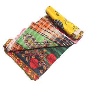 Old Vintage <b>Quilt</b> Shop Australia Indian Reversible Hand Stitch Heavy <b>Throw</b> Old Sari Blanket Patch Work Heavy 3 To 5 Layer Cotton - Product Image 3