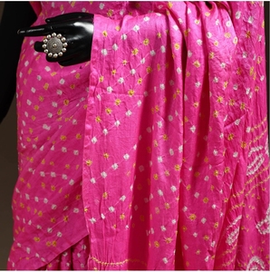 Sari artisanal en pure soie Gajji, style Bandhej, traditionnel du Rajasthan, teinture tie-dye, pour mariée - Product Image 3