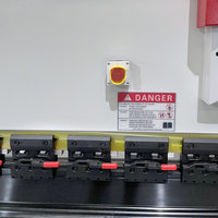 Presse plieuse hydraulique CNC HUNSONE en vente directe avec contrôleur VP88 pour tôles métalliques et acier inoxydable