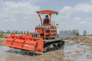 Tracteur agricole à chenilles en caoutchouc HOGICO 70HP nouveau 100% efficace 3-en-1 fonction 4WD roue moteur fort noyau de boîte de vitesses - Product Image 2