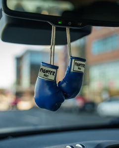 Guantes de Boxeo Miniatura Colgantes para Espejo Retrovisor, de Cuero Sintético, para Gimnasio, Boxeo, Karate, Decoración de Auto - Product Image 2
