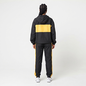 Ensemble survêtement coupe-vent personnalisé pour femme – Veste et pantalon imperméables en nylon léger – Vente en gros - Product Image 2