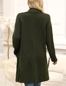 Manteau long vert pour femme, double boutonnage, col à revers, manches longues, vêtement d'extérieur décontracté pour l'automne, laine et polyester, couleur unie - Product Image 2