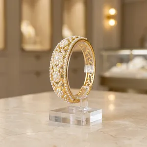 Brazalete de imitación de perlas chapado en rodio para mujer, brazalete de latón con diseño de flores, joyería de boda a la moda - Product Image 6