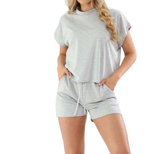 Conjuntos de Dos Piezas para Mujer, Shorts y Camiseta a Juego, Perfectos para Atuendos de Verano, Ropa Deportiva Informal, Conjuntos de Ropa de Algodón para Mujer - Product Image 1