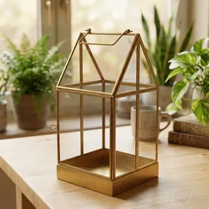 Portavelas de Vidrio en Forma de Cabaña Dorada, Decoración para el Hogar, DISEÑO ARTESANAL, Modelo B38 Hecho a Mano - Product Image 2