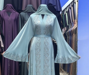 Hot sale Dubai Beautiful Traditional Islamic Women's Saudi Arabian <b>Abaya</b> Spring Polyester Breathable Ankle Length Muslim - Product Image 3