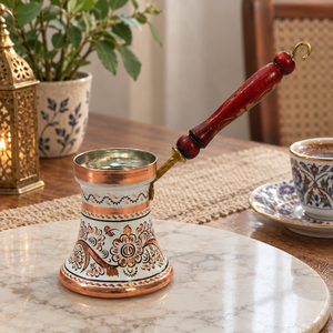 Cafetière turque artisanale en cuivre Cezve Ibrik avec poignée en bois, pour café arabe et grec, finition émaillée, chauffe-thé et expresso - Product Image 5