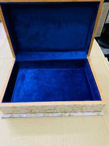 Élégante boîte de rangement pour bijoux en nacre, organisateur mosaïque artisanal pour bijoux précieux, accessoires, cadeaux et décoration intérieure - Product Image 5