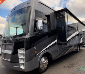 Meilleures Offres de Gros sur les Camping-cars et Caravanes Fleetwood Southwind Classe A 37F d'Occasion 2023, 2022, 2020 – Prix Imbattables pour Tous - Product Image 4