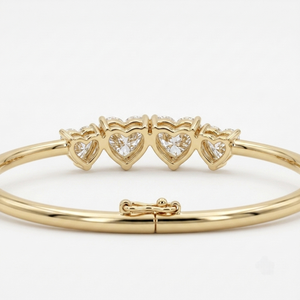 Bracelet Legacy Love Four Heart Family Bond en or jaune 18 carats avec diamant de laboratoire certifié IGI, classique pour femme, à porter tous les jours, 8-10 grammes - Product Image 3