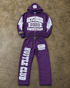 Ensemble survêtement streetwear vintage violet personnalisé pour homme, sweat à capuche zippé effet usé et pantalon de survêtement ample avec patch appliqué, deux pièces - Product Image 1