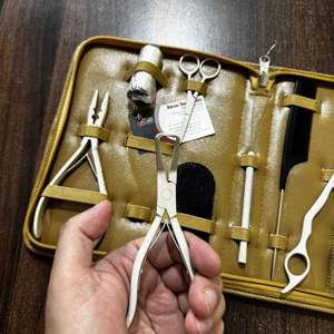 Kit d'outils professionnel pour extensions capillaires en acier inoxydable de qualité supérieure, couleur nude marron, avec étui, rasoir et pot à perles – Vente chaude - Product Image 4