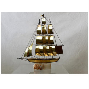Sculptures en forme de navire coulé en laiton artificiel pour décorations pour la maison et hôtels Table finition de haute qualité Design élégant navire - Product Image 1