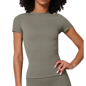 เสื้อยืดคอกลมแขนสั้นทรงพอดีตัวสำหรับผู้หญิง เสื้อยืดสีดำทรงเข้ารูปสำหรับผู้หญิง เสื้อยืดผ้าฝ้ายผสมสแปนเด็กซ์ยืดหยุ่นกระชับรูปร่าง - Product Image 4