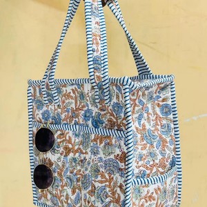 Bolso tote de tela acolchada de diseño con estampado floral, de algodón suave, gran capacidad, informal, para viaje, para mujer. - Product Image 2
