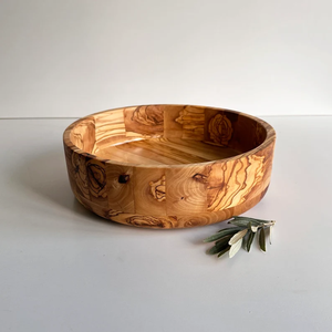 Tazón para Servir Ensaladas de Madera de Olivo Hecho a Mano y Ecológico con Servidores, Diseño Clásico Pulido, Regalo para Fiestas - Product Image 5