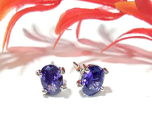 Pendientes de Plata de Ley 925 con Iolita Morada Ovalada para Mujer, Elegantes Pendientes de Cristal Solitario de 4 Puntas, Joyería de Moda - Product Image 4