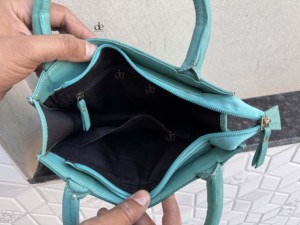 Bolso de Hombro de Cuero con Grabado a Mano de Diseño Moderno, Estilo Bohemio Gitano, Color Turquesa, Vintage, Hecho a Mano, Tamaño Pequeño, Bolsos Elegantes - Product Image 6