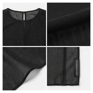 Bufanda Larga de Chifón para Mujer, Color Negro Sólido, Accesorio de Moda para Todas las Temporadas, Estilo Simple, Agradable al Tacto - Product Image 4