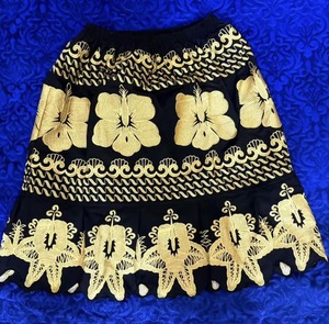 Jupes pour femmes polynésiennes grandes tailles en polyester respirant, écologiques, brodées, traditionnelles, décontractées pour l'été, couleur et logo personnalisés - Product Image 2