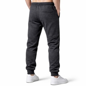 กางเกงวอร์มขายาวผู้ชายสีเทาเข้มพิมพ์ลายกราฟิกหัวกะโหลกผ้าคอตตอนผสมทรงสลิมฟิตสไตล์สตรีทแวร์ลำลองพร้อมเชือกผูก - Product Image 2