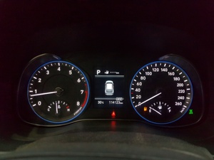 Hyundai Kona KU341092 2019, SUV Compacto con Interior Espacioso, Gran Capacidad de Carga, Eficiente en Consumo de Combustible, Vehículo Confiable para Conducción Diaria - Product Image 3