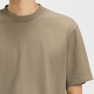 เสื้อยืดผู้ชายสำหรับเล่นกีฬาและออกกำลังกาย วัสดุคุณภาพสูง พร้อมบริการออกแบบโลโก้ตามสั่ง / บริการ OEM ราคาโรงงานสำหรับผู้ชาย - Product Image 4