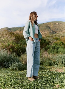 Jean large en denim délavé clair pour femme, taille mi-haute, coupe ample, longueur intégrale - Product Image 3