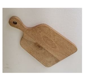 Planches à découper carrées en bois d'acacia planche naturelle en bois planche design moderne tendance produit de qualité pour la maison hôtel et restaurant - Product Image 1