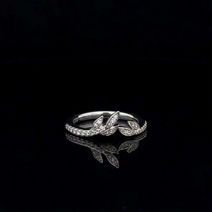 Anillo de Diamante Cultivado en Laboratorio de 0.17 CTW, Oro Blanco de 14K, Anillo Apilable Minimalista, Joyería Delicada para Novia, Anillo para Uso Diario para Ella - Product Image 1